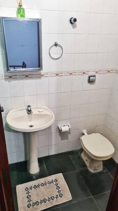 100Mts Da Praia Com Churrasqueira, Piscina E Wi-Fi Caraguatatuba Esterno foto