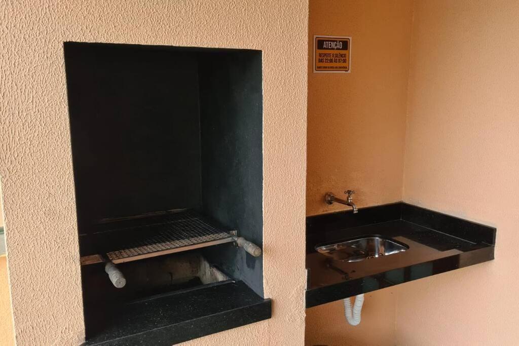 100Mts Da Praia Com Churrasqueira, Piscina E Wi-Fi Caraguatatuba Esterno foto